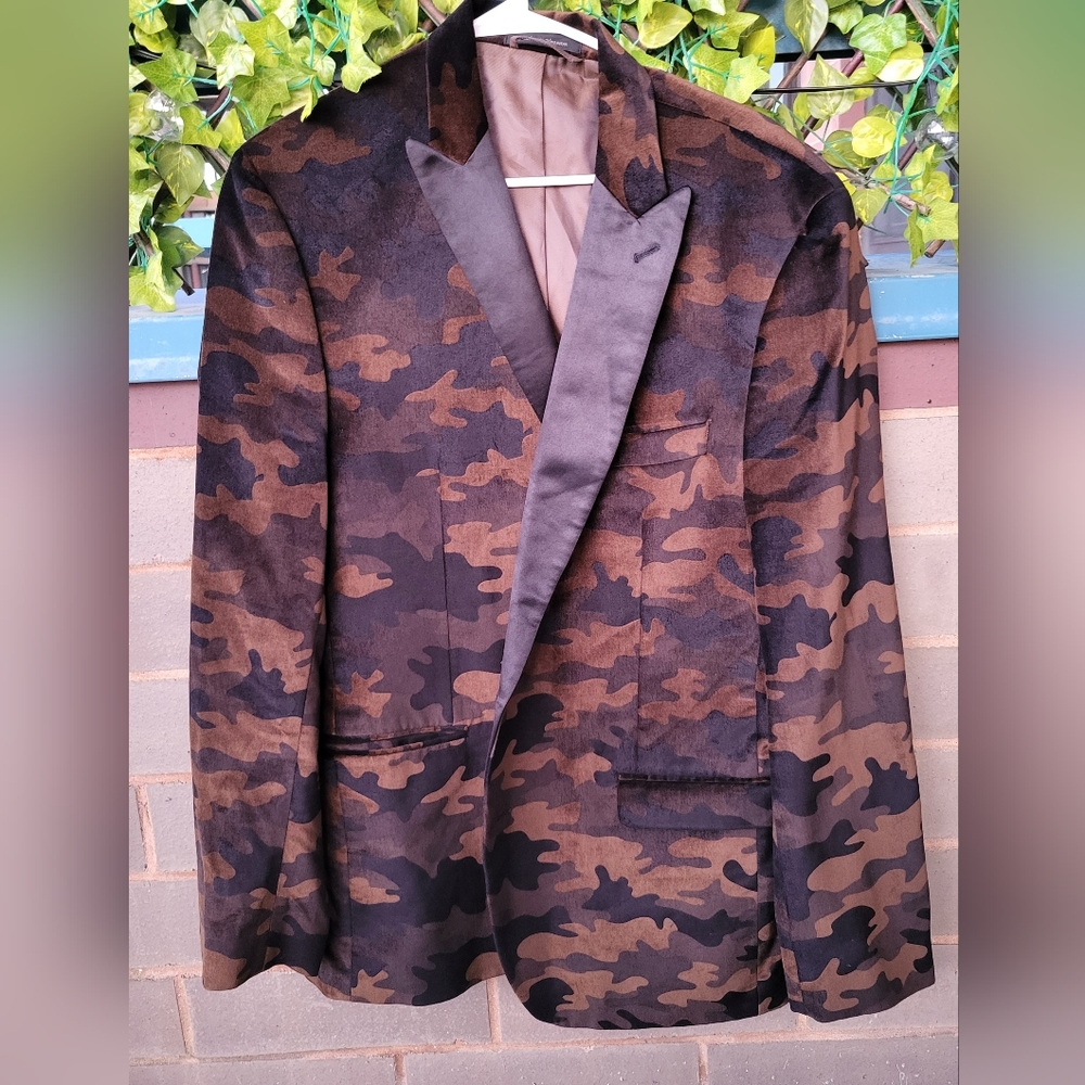 Camo Tuxedo Blazer - Excellent Condition